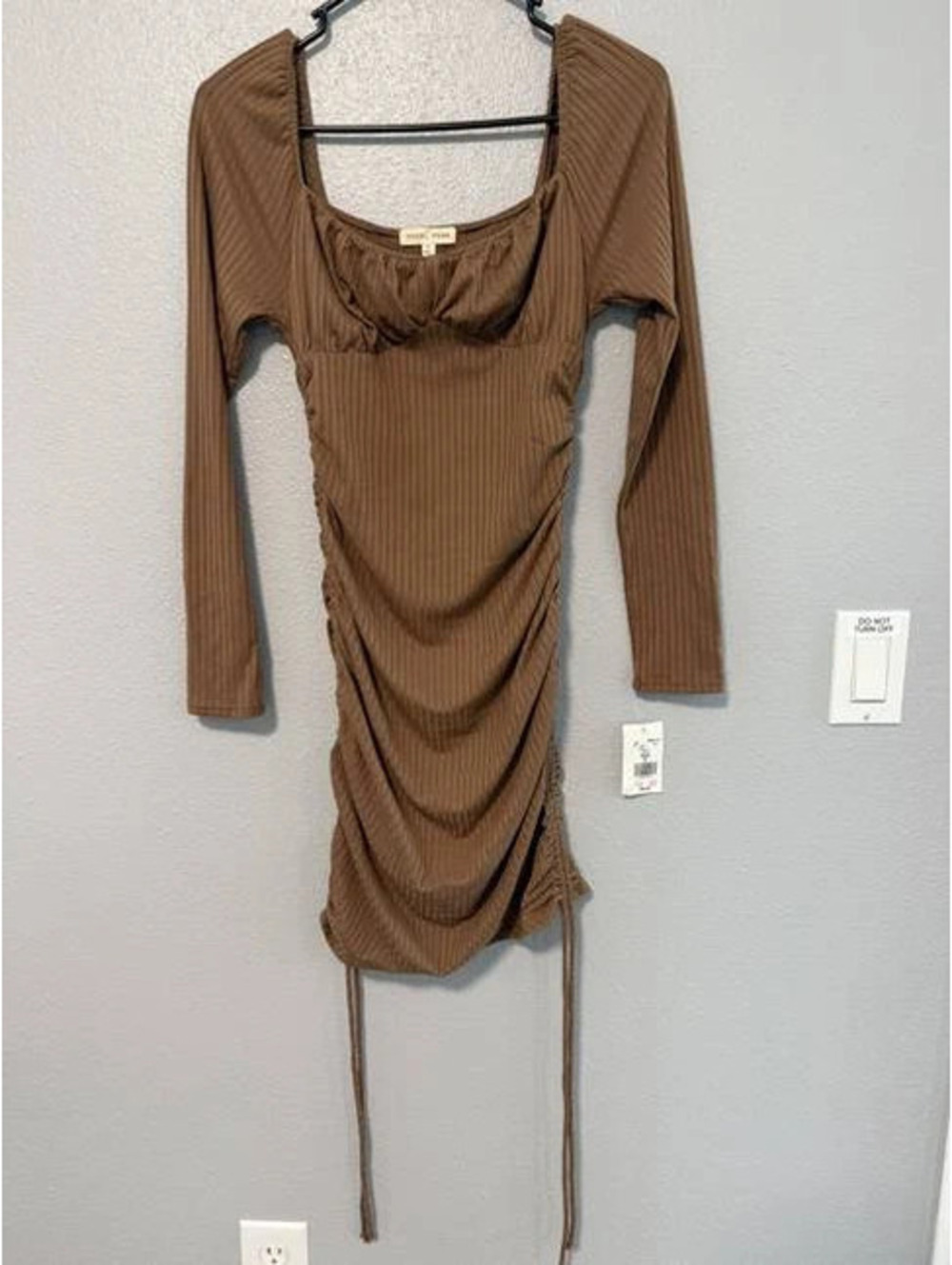 #6142 Moa Moa Mocha Brown Ruched Long Sleeve Mini Dress Small